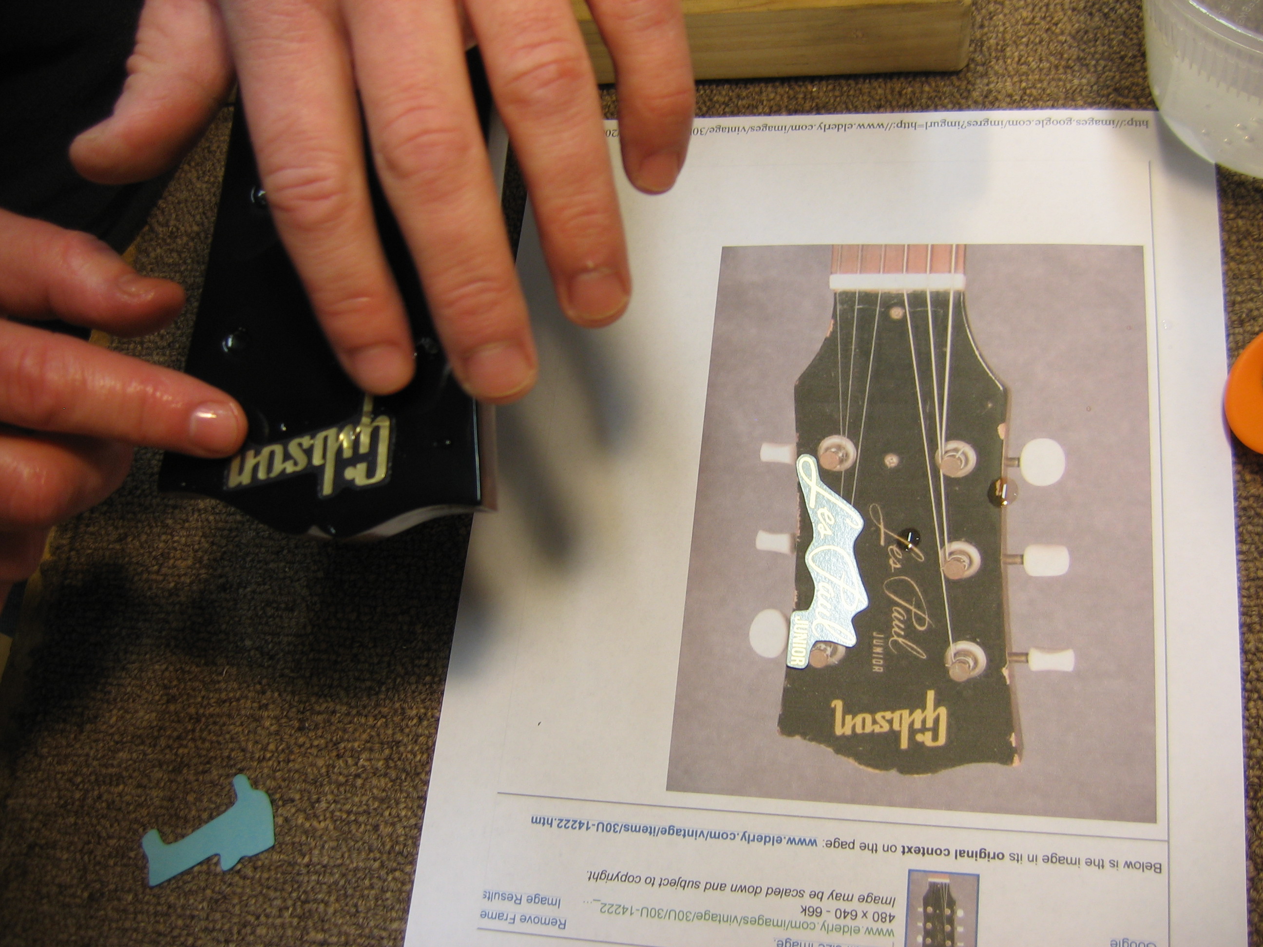 What is the Difference between a Gibson.