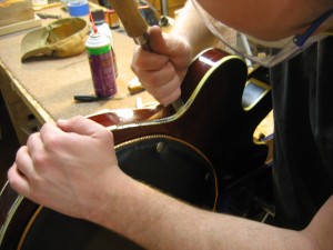 Vintage Gretsch Country Gentleman - Binding Repair